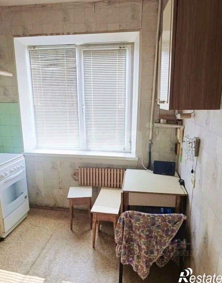 2-комн квартира б-р 1 Салюта, 3,  д. 3