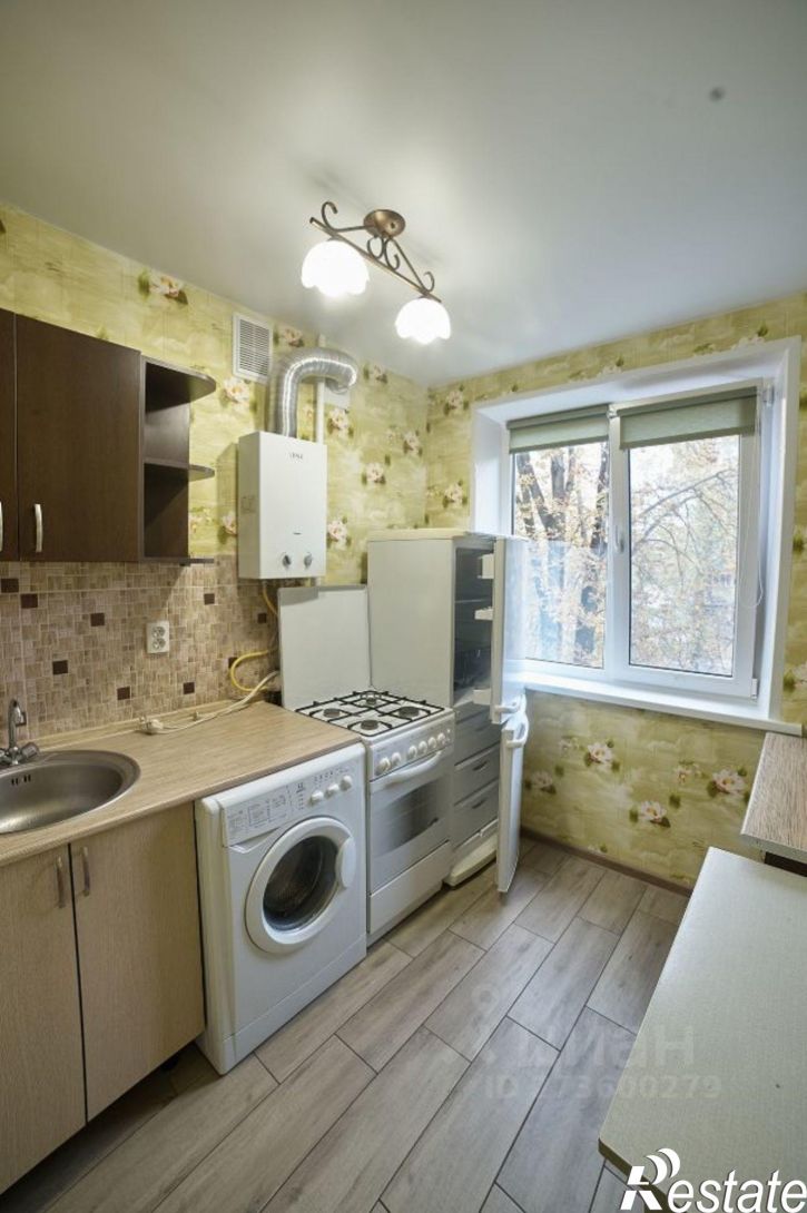 2-комн квартира ул Железнякова, 11,  д. 11