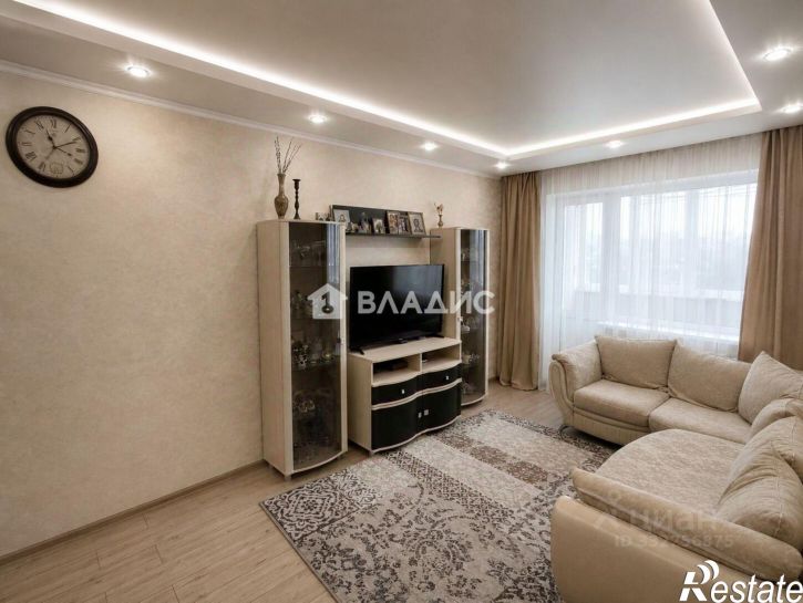3-комн квартира пр-кт Славы, 90,  д. 90