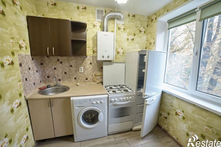2-комн квартира ул Железнякова, 11,  д. 11
