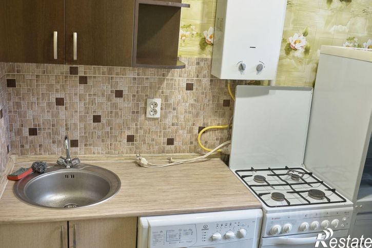 2-комн квартира ул Железнякова, 11,  д. 11