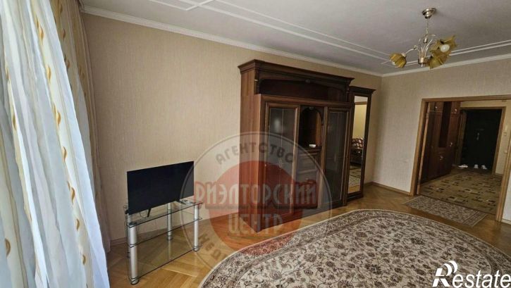 3-комн квартира ул Белгородского полка, 67,  д. 67