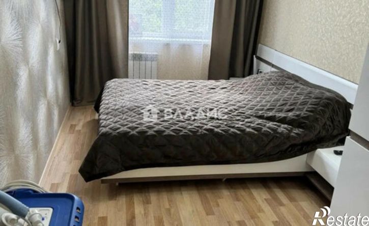 4-комн квартира ул 60 лет Октября, 5,  д. 5