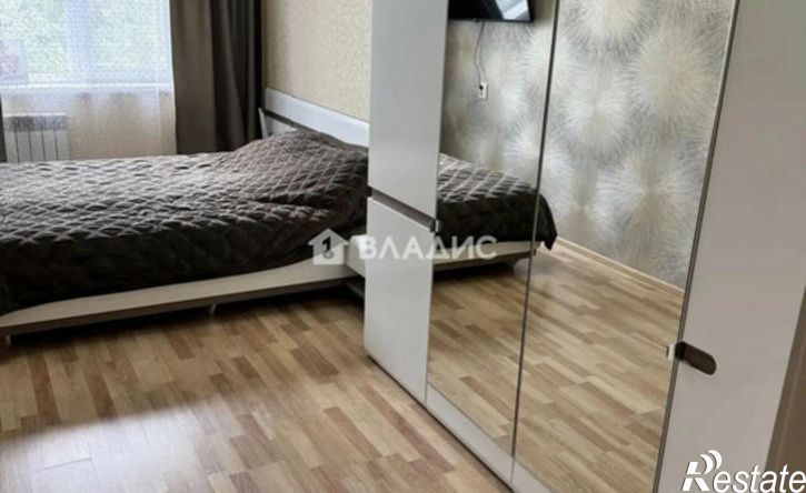 4-комн квартира ул 60 лет Октября, 5,  д. 5