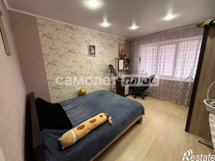 4-комн квартира пр-кт Ватутина, 19,  д. 19