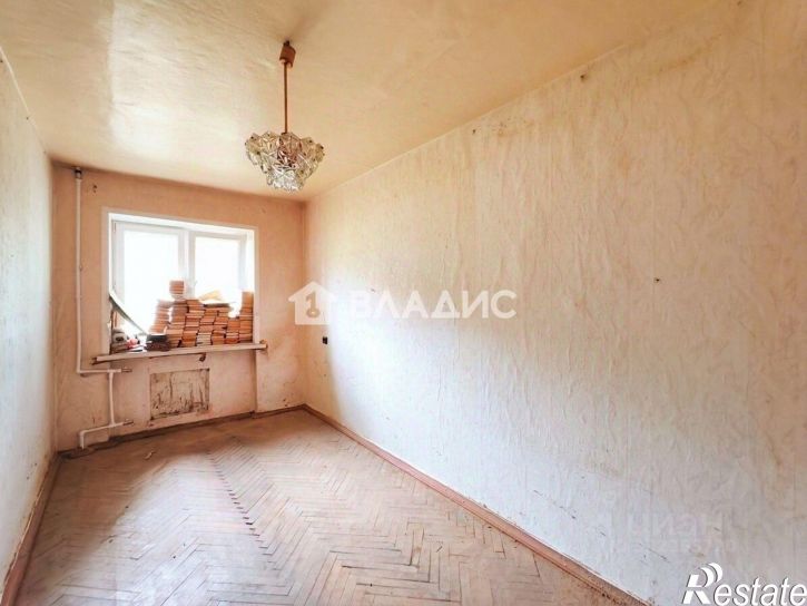 3-комн квартира Белгород, Студенческая улица, 9