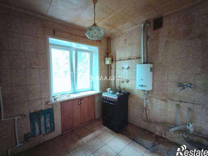 3-комн квартира Белгород, Студенческая улица, 9