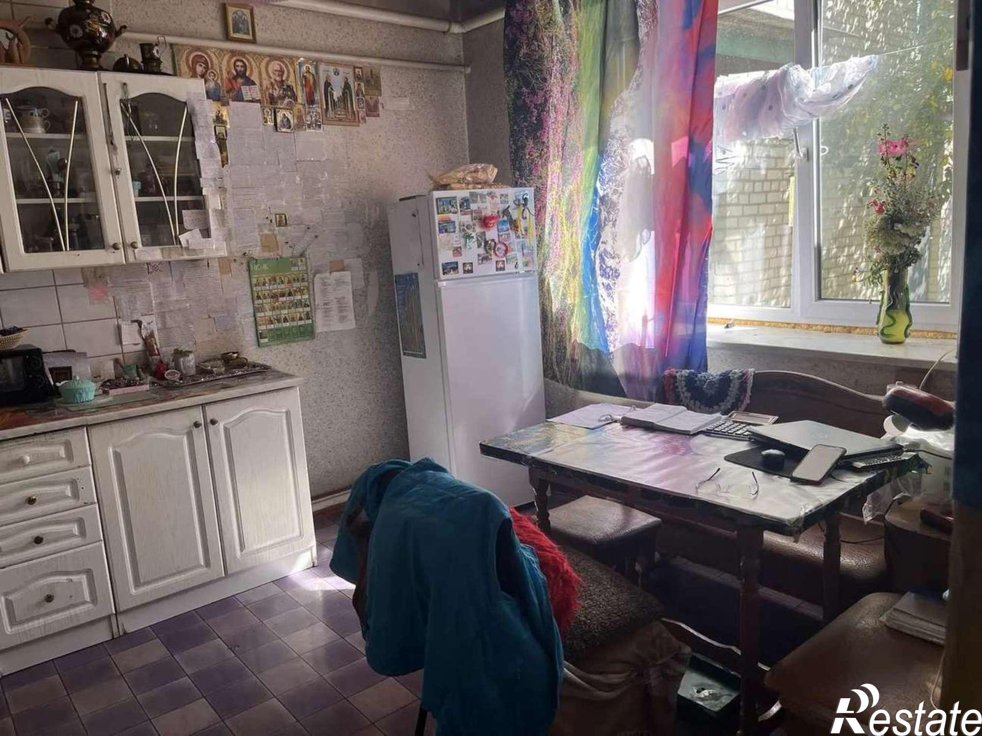 Купить дачу, дом, коттедж за 6 000 000 рублей на Комарова улица