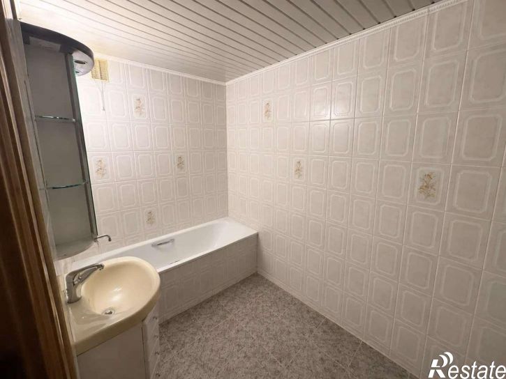 3-комн квартира Королева улица, 6