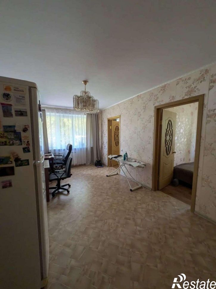 4-комн квартира Костюкова улица, 17