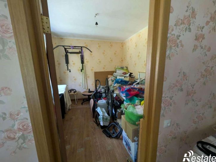 4-комн квартира Костюкова улица, 17