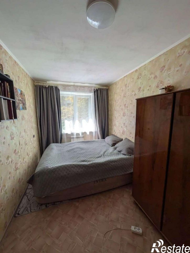 4-комн квартира Костюкова улица, 17
