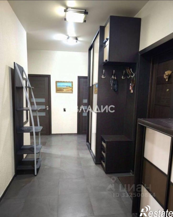 3-комн квартира Свято-Троицкий б-р, 15,  д. 15