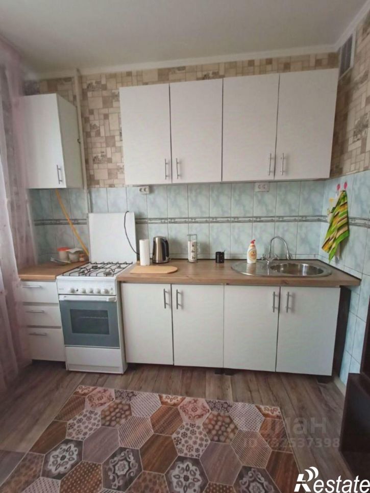 1-комн квартира ул 5 Августа, 1,  д. 1