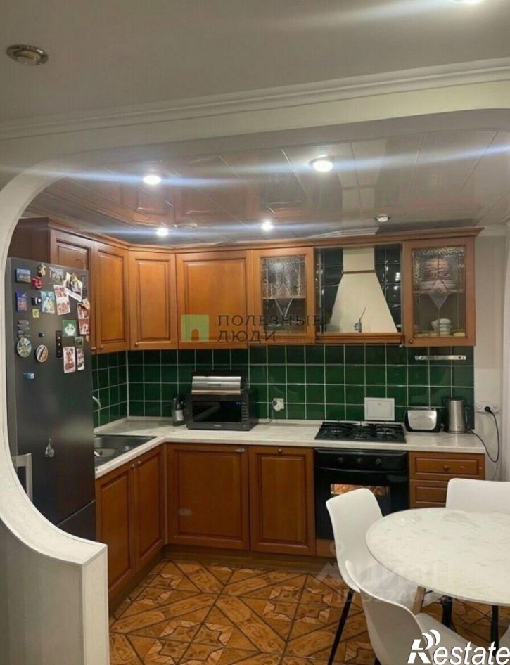 3-комн квартира ул Костюкова, 41,  д. 41