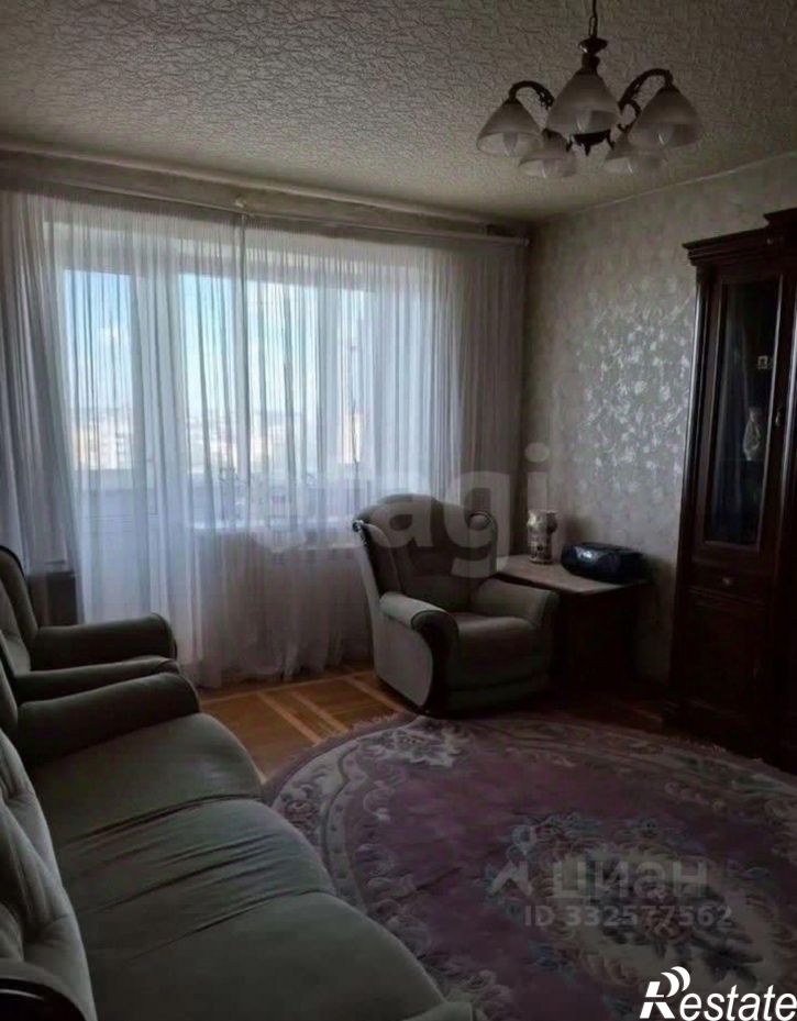 3-комн квартира ул Костюкова, 13а,  д. 13а