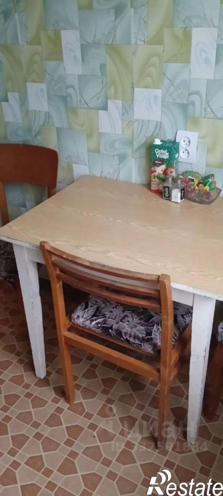 2-комн квартира ул Костюкова, 37,  д. 37