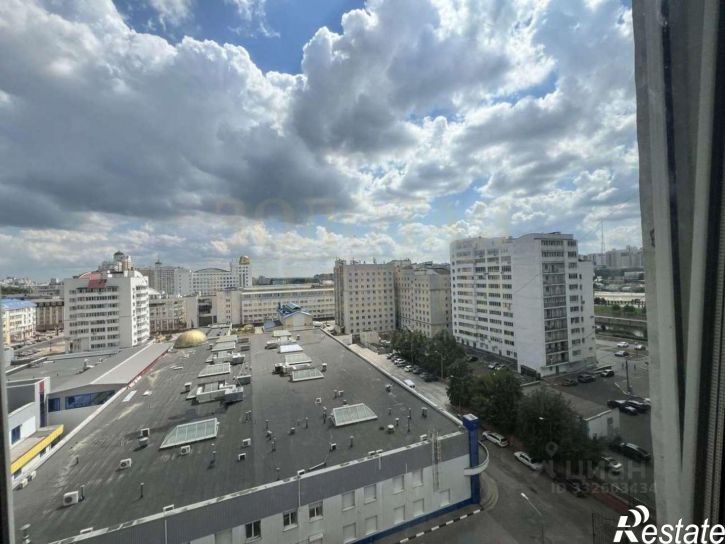 4-комн квартира ул Гостенская, 4,  д. 4