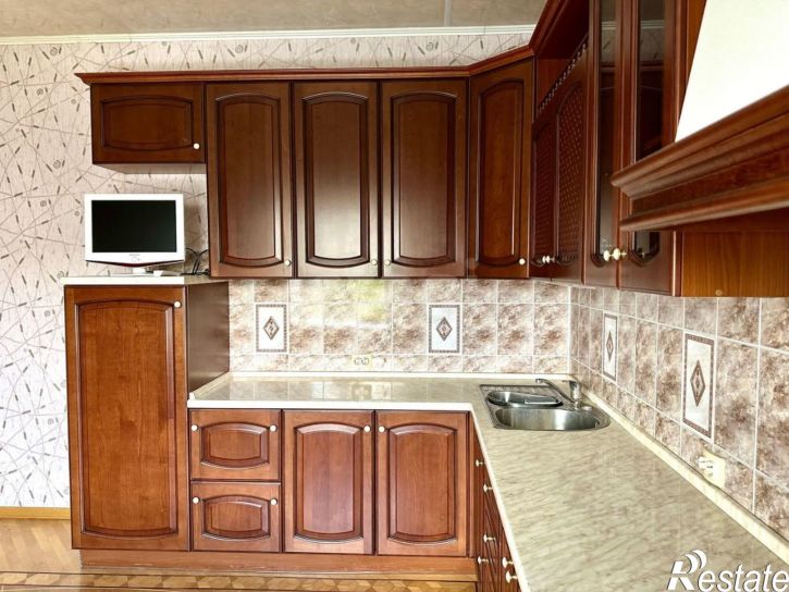 3-комн квартира Народный бульвар, 32,  д. 32
