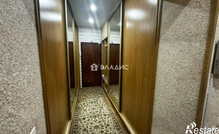 3-комн квартира б-р Юности, 23,  д. 23