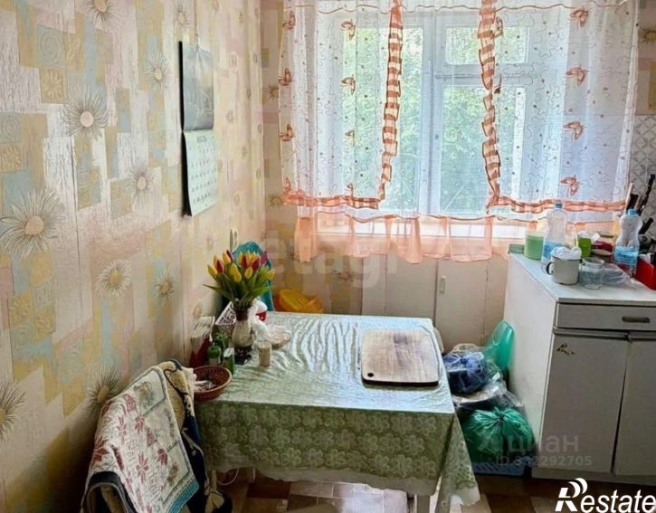 3-комн квартира Народный б-р, 101,  д. 101