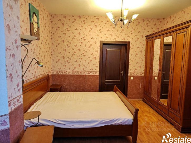 3-комн квартира Народный б-р, 107,  д. 107