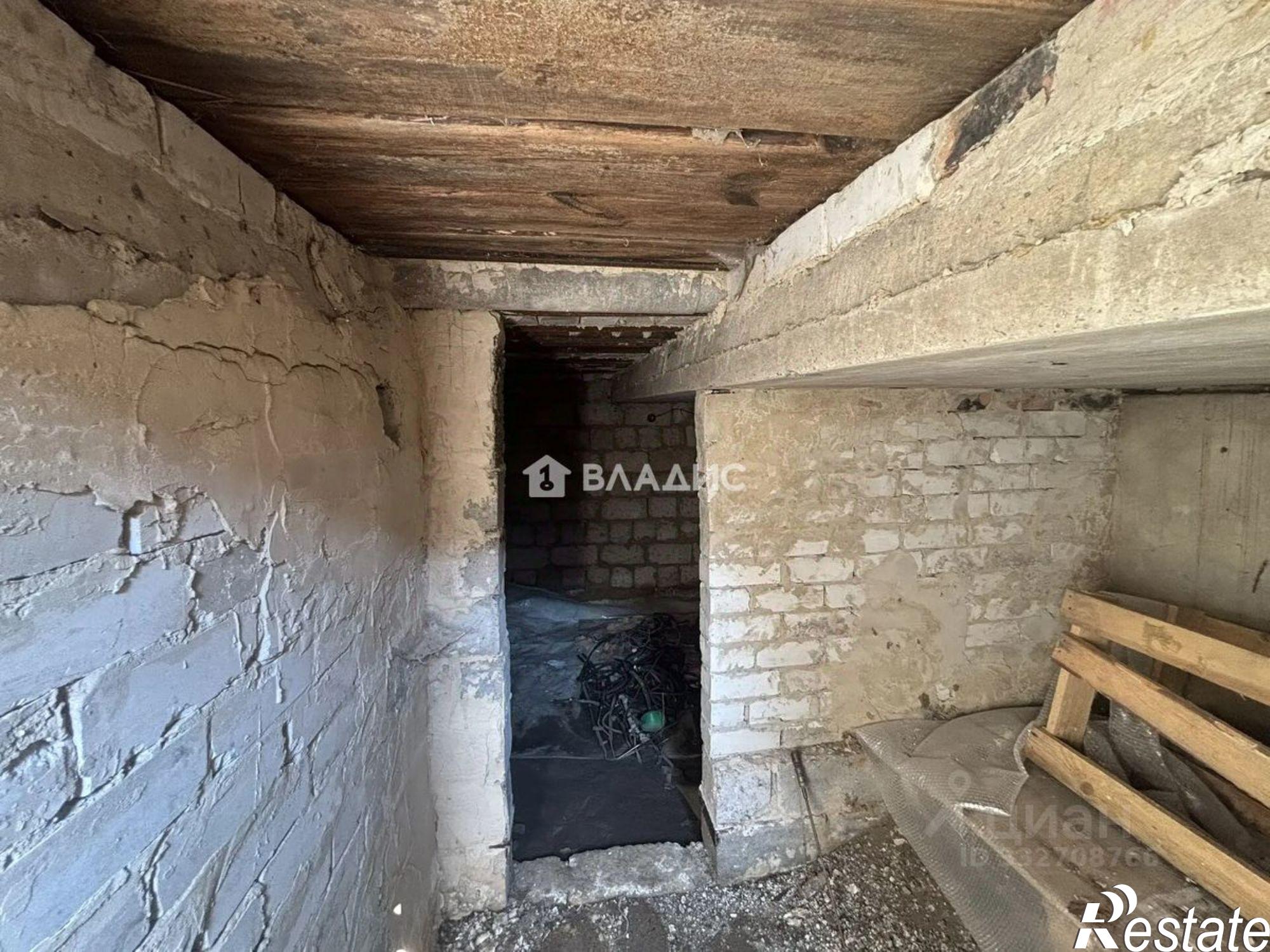 Купить гараж, место в паркинге за 1 200 000 рублей на ул Щорса, 8м 1