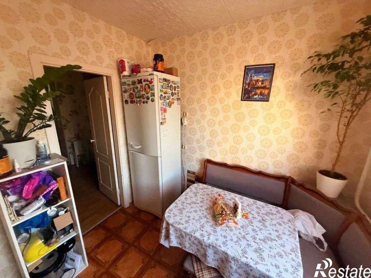 2-комн квартира Челюскинцев улица, 58Бк1