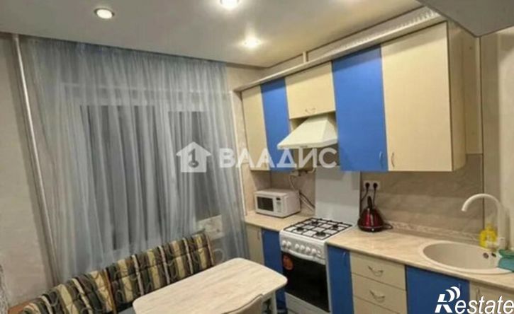 2-комн квартира Народный б-р, 89,  д. 89