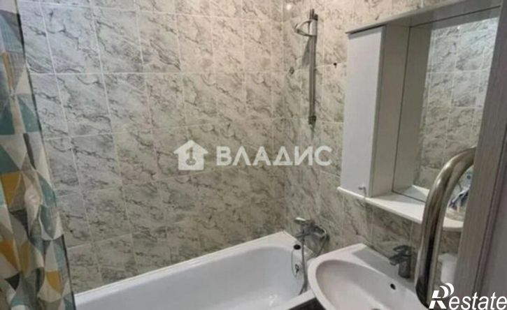 2-комн квартира Народный б-р, 89,  д. 89