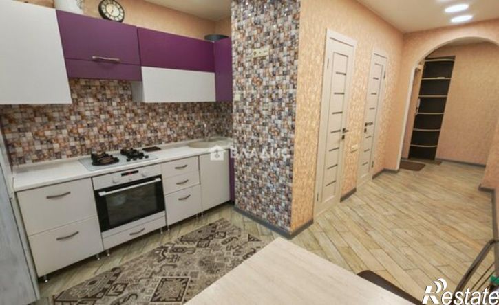 2-комн квартира улица Есенина, 50А,  д. 50А