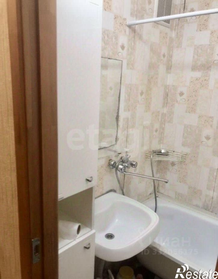 2-комн квартира б-р Строителей, 18,  д. 18