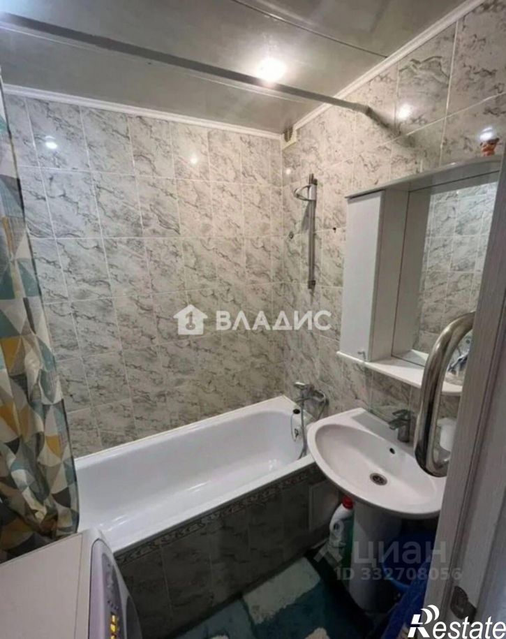 2-комн квартира Народный б-р, 89,  д. 89