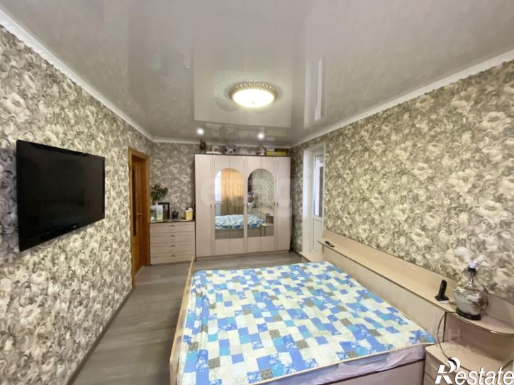 3-комн квартира ул Есенина, 28,  д. 28