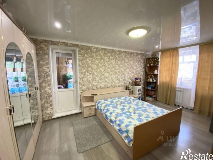 3-комн квартира ул Есенина, 28,  д. 28