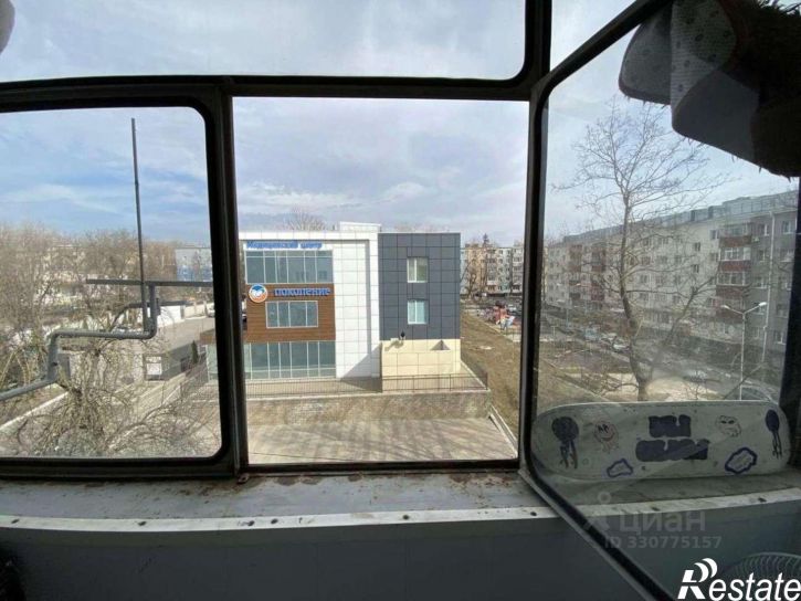 2-комн квартира пр-кт Б.Хмельницкого, 90,  д. 90