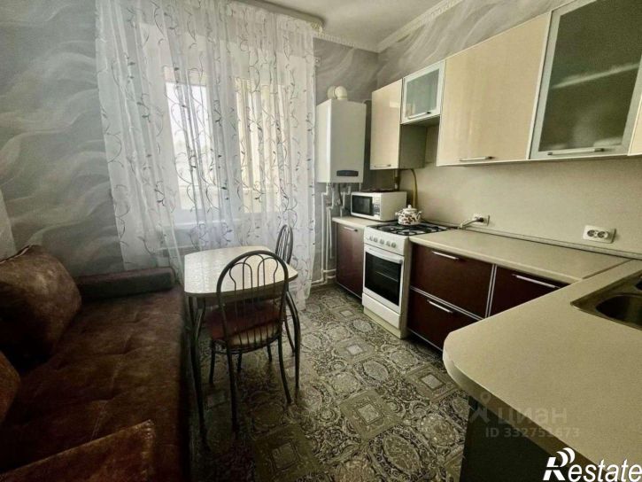 1-комн квартира ул Есенина, 42,  д. 42