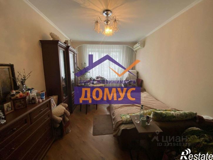 3-комн квартира ул Есенина, 14,  д. 14