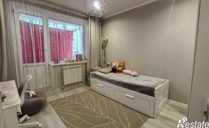 2-комн квартира ул Есенина, 48,  д. 48