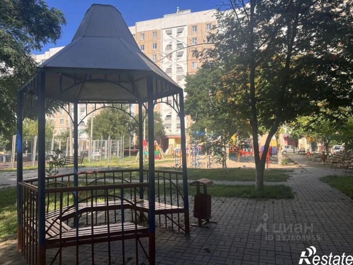 3-комн квартира ул Буденного, 8,  д. 8