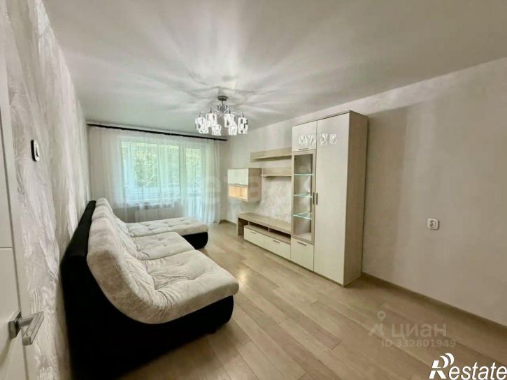 3-комн квартира ул Мокроусова, 15,  д. 15