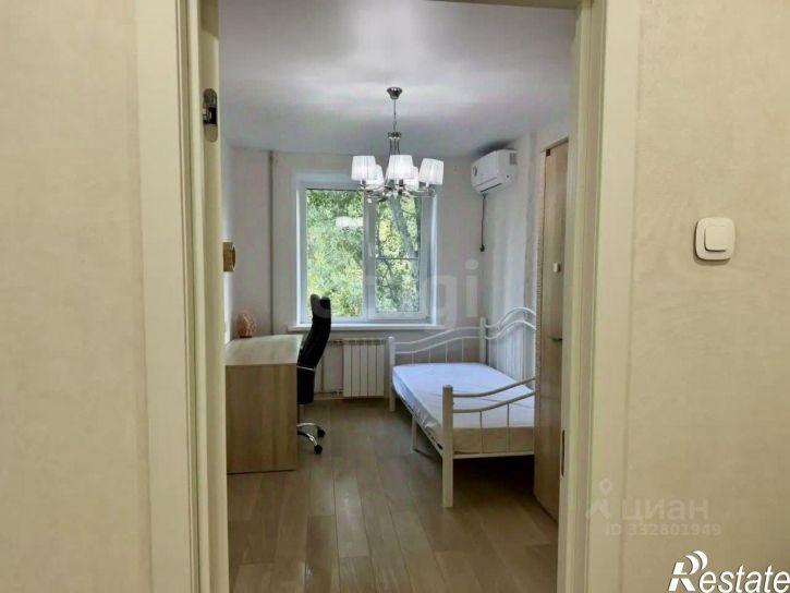 3-комн квартира ул Мокроусова, 15,  д. 15