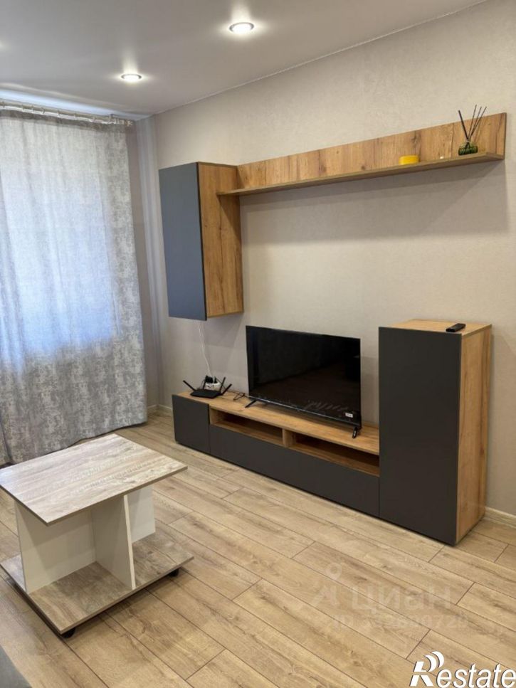 2-комн квартира пер Щорса, 20,  д. 20