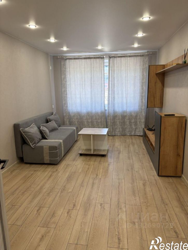 2-комн квартира пер Щорса, 20,  д. 20