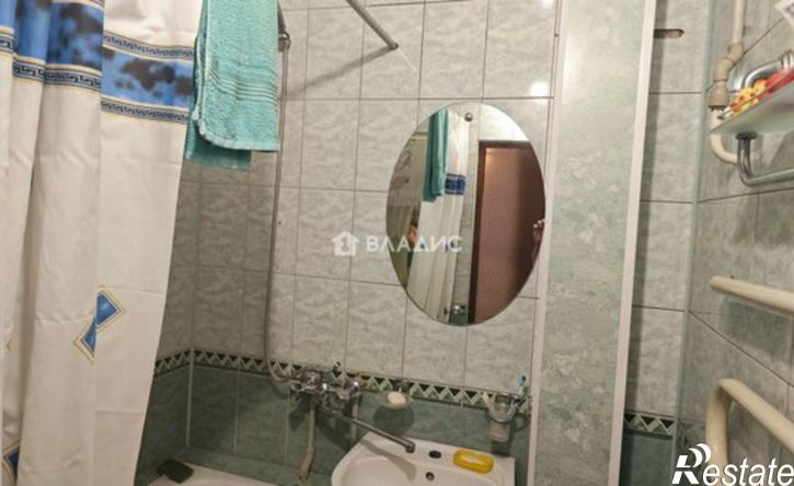 4-комн квартира ул 5 Августа, 6,  д. 6