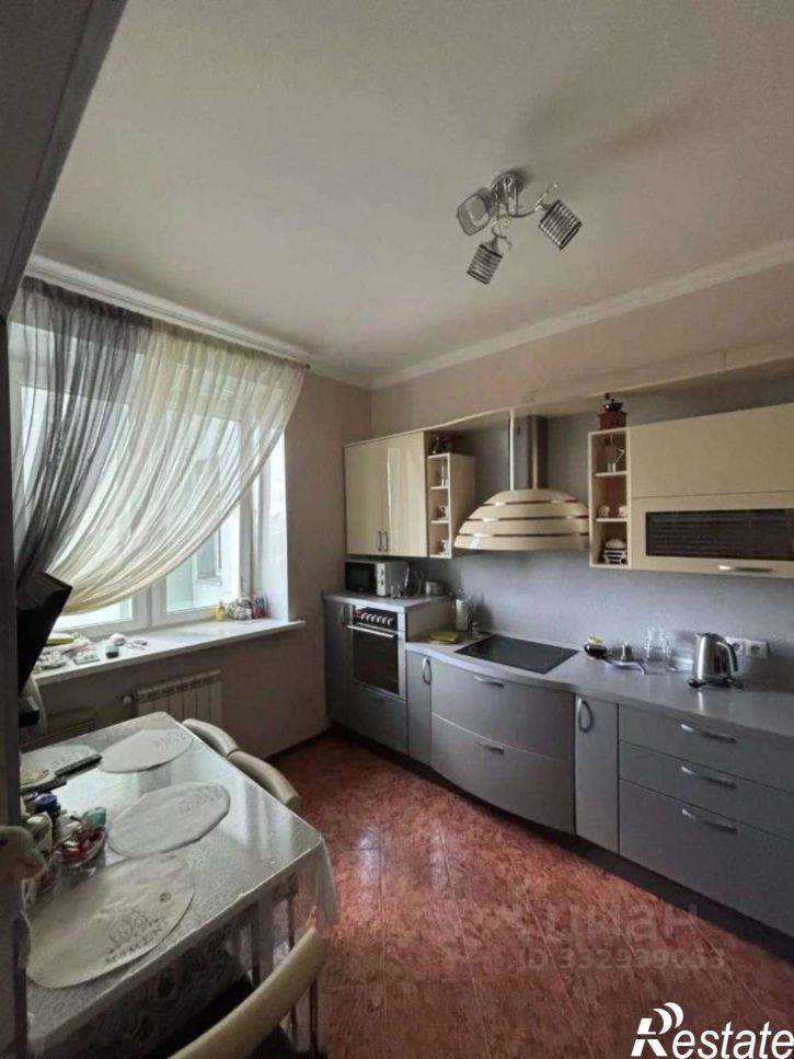 3-комн квартира ул Костюкова, 36а,  д. 36а