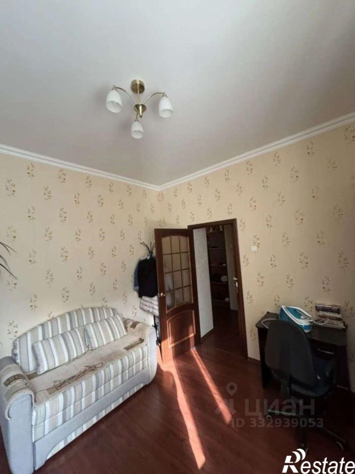 3-комн квартира ул Костюкова, 36а,  д. 36а