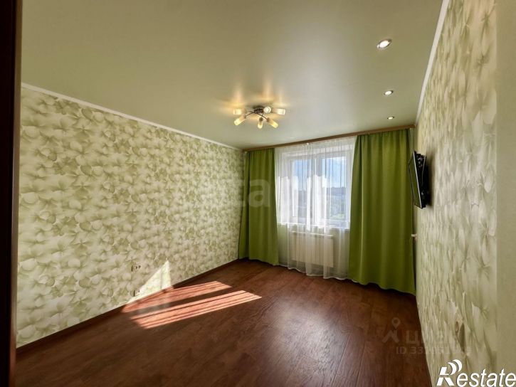 3-комн квартира б-р Юности, 29,  д. 29