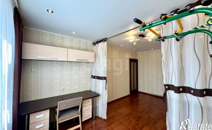 3-комн квартира б-р Юности, 29,  д. 29