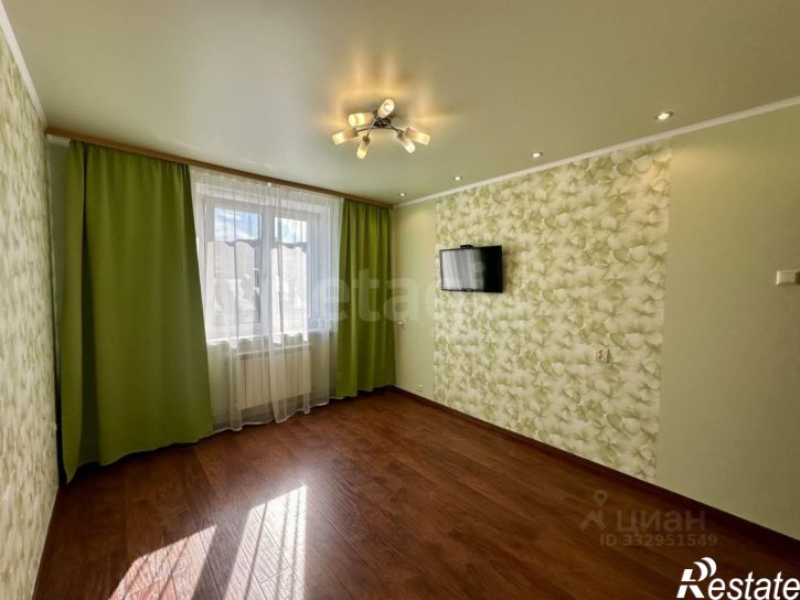 3-комн квартира б-р Юности, 29,  д. 29